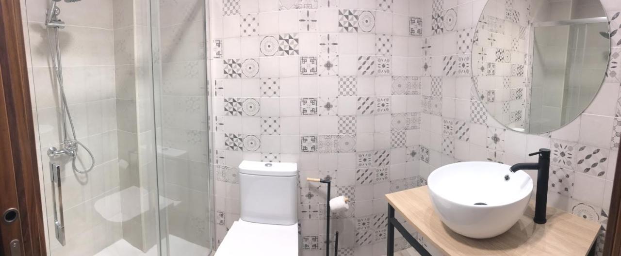 Apartamentos Bajo Pena Apartamentos Sanlorien El Pueyo de Araguás Buitenkant foto