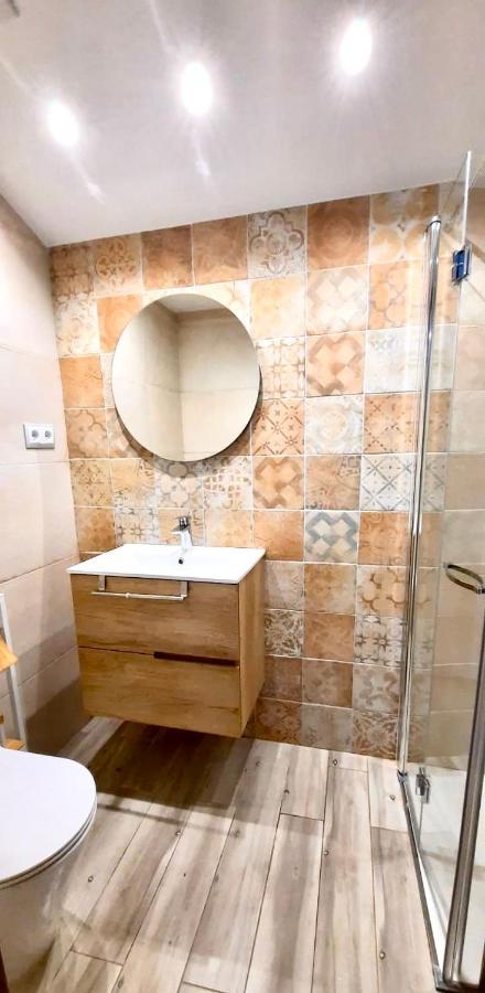 Apartamentos Bajo Pena Apartamentos Sanlorien El Pueyo de Araguás Buitenkant foto